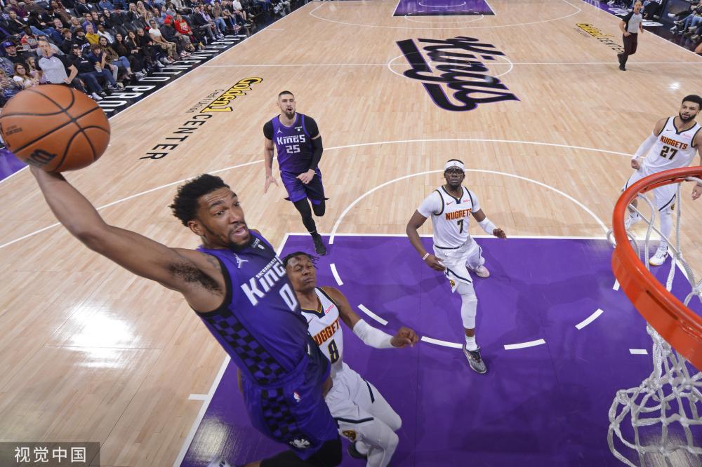 背景密不可 背景密不可